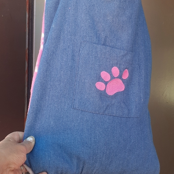 COPY - DENIM blue & Pink Dog Paw Print Tote bag Pet picnic Bag & Blanket 2 in 1 - Picture 3 of 16